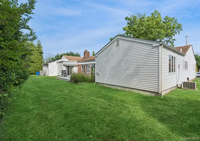 43rd image of 72 Lake End Rd, Hempstead, NY 11566 | MLS# 1011099
