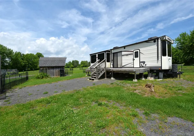 Homes for sale in Coxsackie, NY | 21 Stacey Rd, Coxsackie, NY 12051 | MLS# 1011108