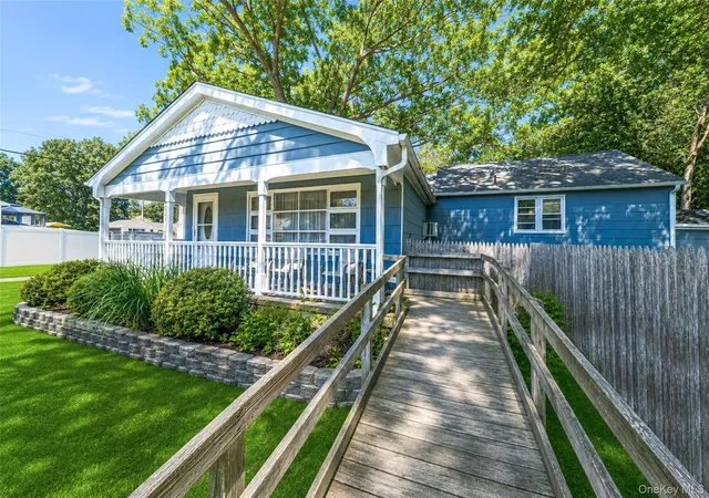 Photo 2 of Single family home for sale at 3 Curtis Dr, Brookhaven, NY 11789 | MLS# 1011128 | Listing updated on 2026-10-07