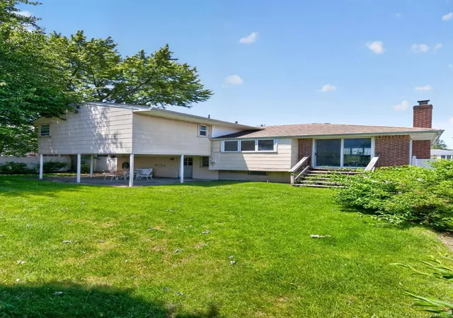 38th image of 4 Gates Ave, Oyster Bay, NY 11803 | MLS# 1011133