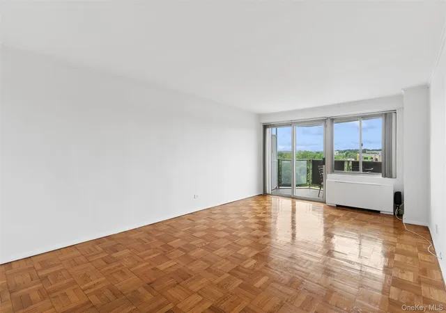 Homes for sale in New York, NY | 18-15 215Th St Unit 6 215 St #6C, New York, NY 11360 | MLS# 1011138