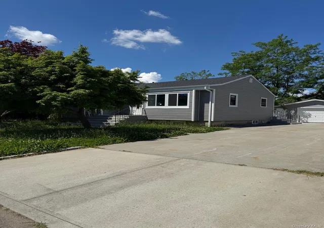 5th image of 5 Remsen St, Copiague, NY 11726 | MLS# 1011144