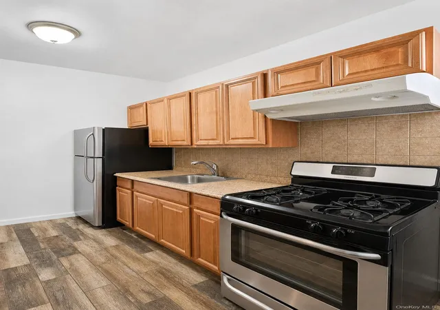 Photo 3 of Multi family home for sale at 22 48 43rd Street, New York, NY 11105 | MLS# 1011158 | Listing updated on 2026-08-27