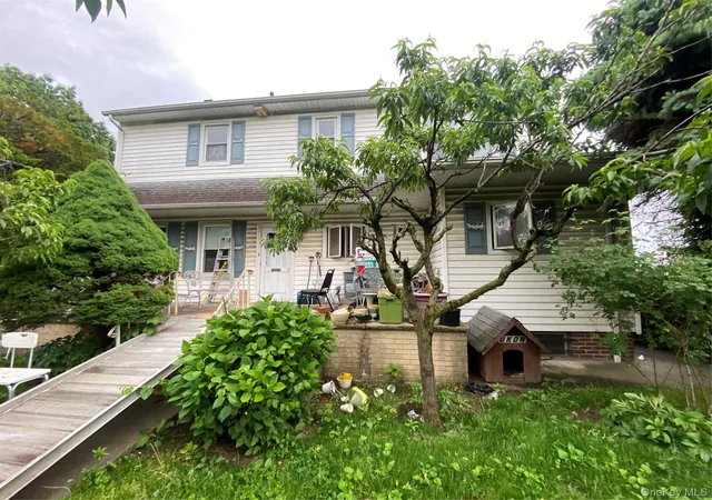 Photo 2 of Single family home for sale at 14345 14th Avenue, Whitestone, NY 11357 | MLS# 1011171 | Listing updated on 2026-06-16