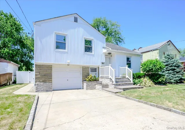 23rd image of 567 Oxford Rd, Cedarhurst, NY 11516 | MLS# 1011209