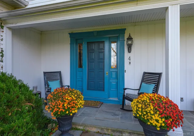 2nd image of 4 September Ln, Glen Cove, NY 11542 | MLS# 1011253
