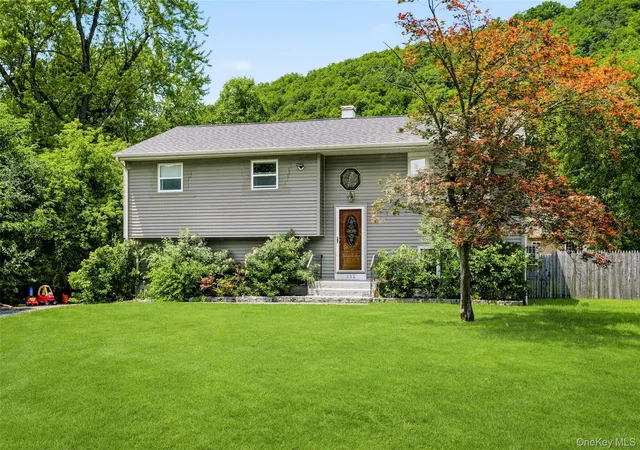 4th image of 352 Lake Shore Dr, Monroe, NY 10950 | MLS# 1011256