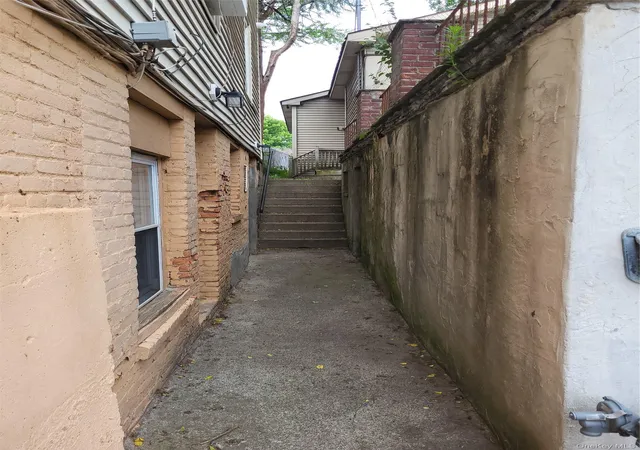 4th image of 45 John St, Middletown, NY 10940 | MLS# 1011268