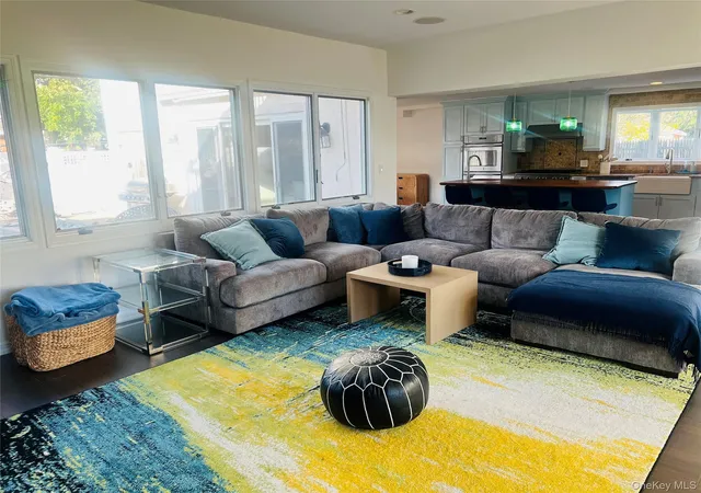 24th image of 465 W Market St, Long Beach, NY 11561 | MLS# 1011280