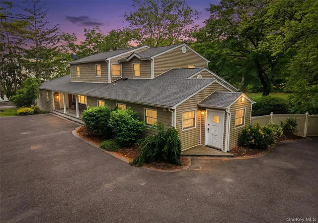 2nd image of 455 Deer Park Rd, Huntington, NY 11746 | MLS# 1011301