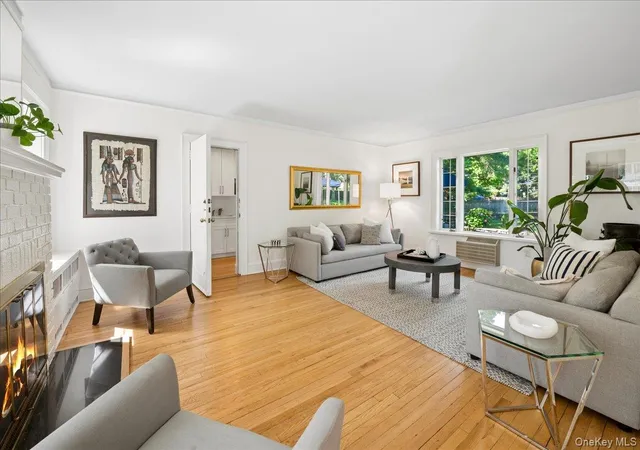 4th image of 1355 Roosevelt Ave, Pelham, NY 10803 | MLS# 1011308