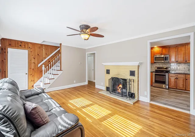 4th image of 16 Valentine Rd, Shoreham, NY 11786 | MLS# 1011312