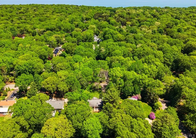4th image of 34 Waterhole Rd, East Hampton, NY 11937 | MLS# 1011320