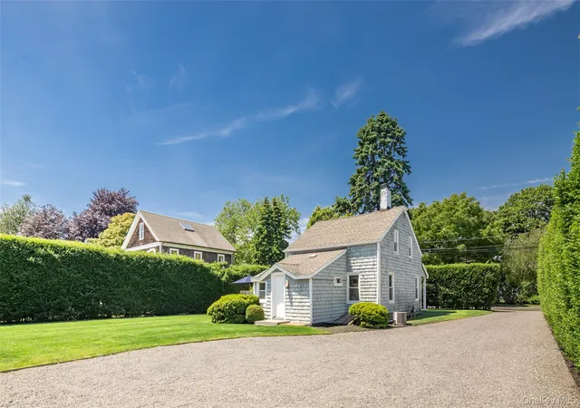 Photo 3 of Single family home for sale at 98 Powell Ave, Southampton, NY 11968 | MLS# 1011323 | Listing updated on 2026-06-10