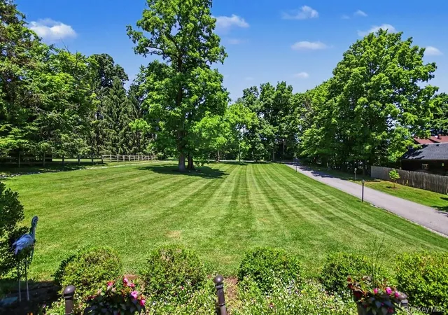4th image of 71 Granite Springs Rd, Somers, NY 10527 | MLS# 1011337