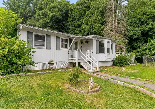 Photo 2 of Sale Pending at 2296 Crompond Rd, Cortlandt, NY 10567 | MLS# 1011354 | Listing updated on 2026-08-21