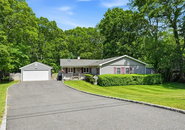 3rd image of 480 Sleepy Hollow Dr, Shirley, NY 11967 | MLS# 1011371