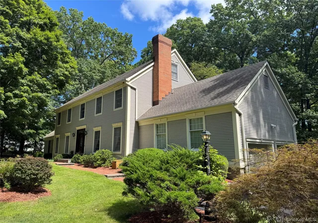 Single family home for sale at 107 Moffat Rd, Washingtonville, NY 10992 | MLS# 1011382