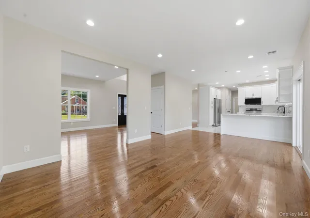 5th image of 46 Washington Ave S, Selden, NY 11784 | MLS# 1011385