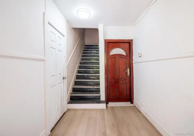 Listing Photo 4 - Condo for sale in building located at 11614 Bessemer St, New York, NY 11418