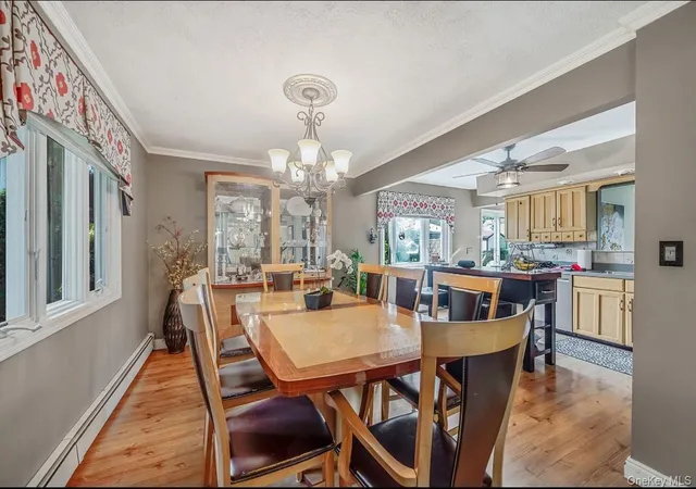 5th image of 7 Resiak Ct, Holbrook, NY 11741 | MLS# 1011396