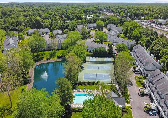Listing Photo 2 - Condo for sale in building located at 213 Windward Ct N, Port Jefferson, NY 11777 - Unit #