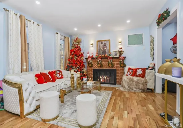 Listing Photo 5 - Condo for sale in building located at 1955 Andrews Ave, New York, NY 10453