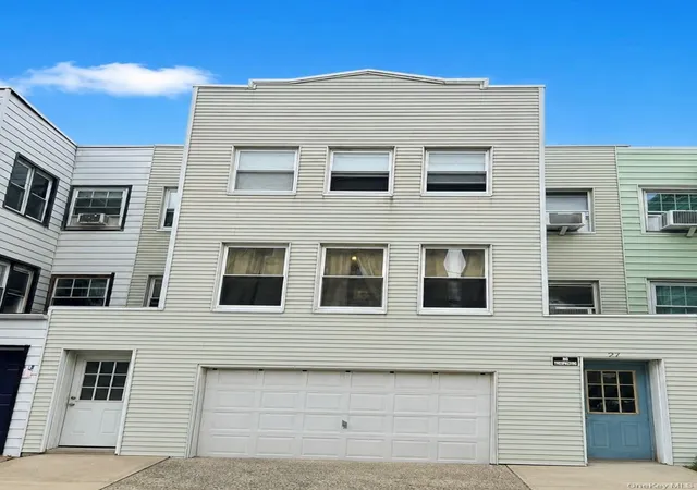 1st image of 27 Loudoun St, Yonkers, NY 10705 | MLS# 1011429