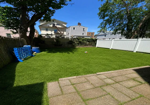9th image of 27 Loudoun St, Yonkers, NY 10705 | MLS# 1011429