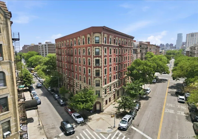 Photo 3 of Sale Pending at 92 Saint Nicholas Ave #3G, New York, NY 10026 | MLS# 1011454 | Listing updated on 2026-09-16