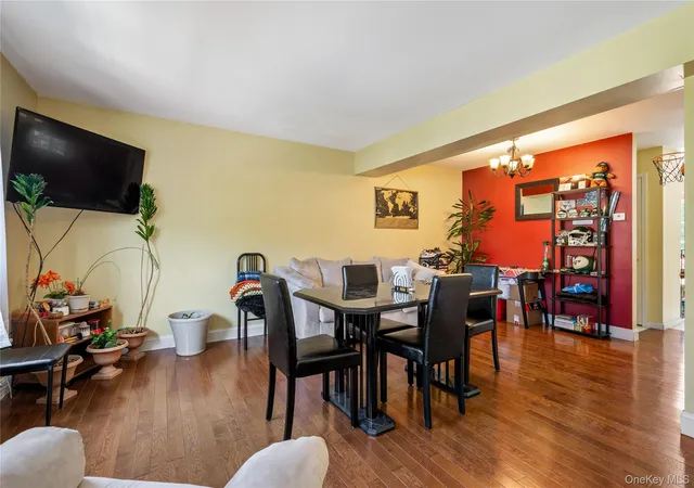 Photo 3 of Sale Pending at 21 Evan Ct, Middletown, NY 10940 | MLS# 1011457 | Listing updated on 2026-09-02