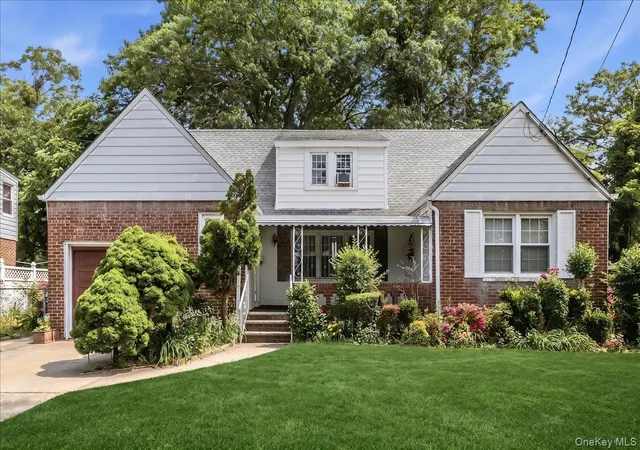 Photo 1 of Sale Pending at 98 Arkansas Dr, Valley Stream, NY 11580 | MLS# 1011458 | Listing updated on 2026-06-24