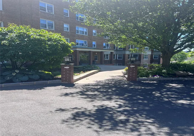 Homes for sale in Mount Vernon, NY | 280 Collins Ave #5J, Mount Vernon, NY 10552 | MLS# 1011469