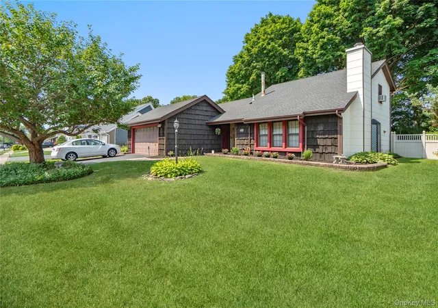 1st image of 820 Greenbelt Pkwy W, Islip, NY 11741 | MLS# 1011476