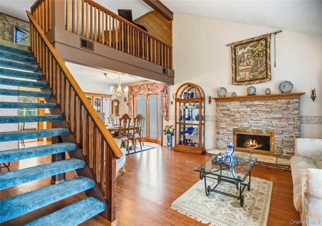 4th image of 820 Greenbelt Pkwy W, Islip, NY 11741 | MLS# 1011476