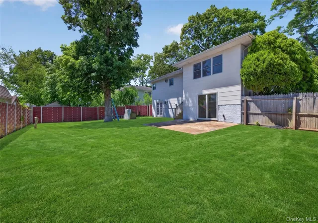 Homes for sale in West Babylon, NY | 370 Chelsea Ave, West Babylon, NY 11704 | MLS# 1011479