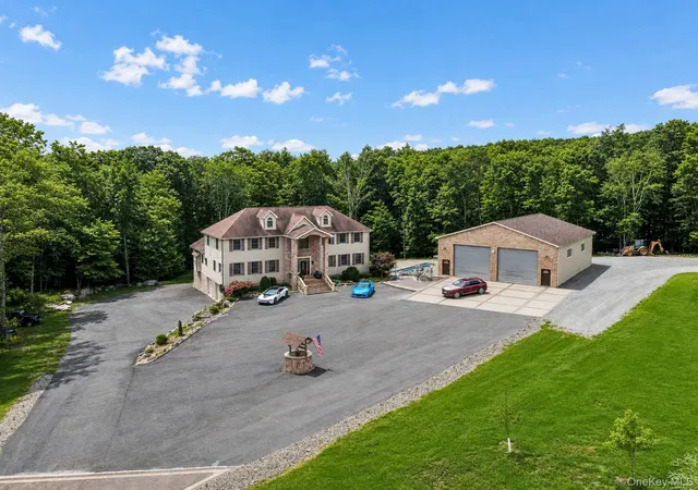 Homes for sale in Fallsburg, NY | 210 Grey Rd, Fallsburg, NY 12779 | MLS# 1011484