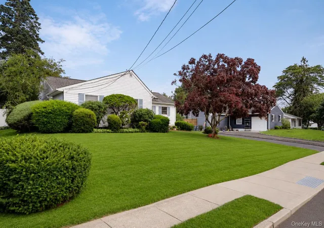 3rd image of 119 Stuyvesant Dr, Port Jefferson Station, NY 11776 | MLS# 1011489