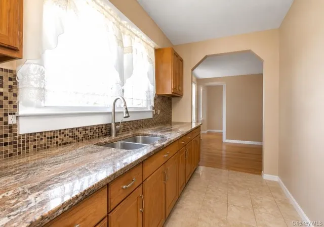 Photo 4 of Single family home for sale at 120 Memphis Ave, Floral Park, NY 11001 | MLS# 1011490 | Listing updated on 2026-06-29