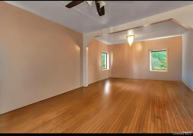 Photo 8 of Single family home for sale at 120 Memphis Ave, Floral Park, NY 11001 | MLS# 1011490 | Listing updated on 2026-06-29