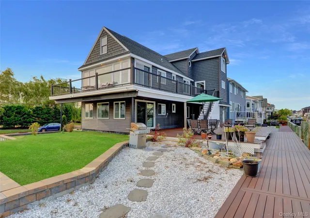 2nd image of 998 Pacific St, Lindenhurst, NY 11757 | MLS# 1011506