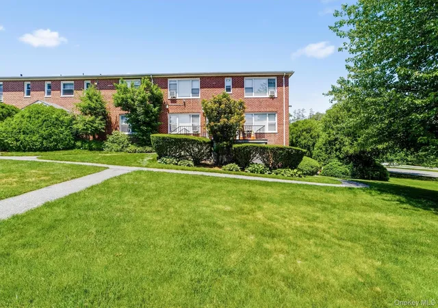 Homes for sale in Ossining, NY | 225 Schrade Rd #1E, Ossining, NY 10510 | MLS# 1011526