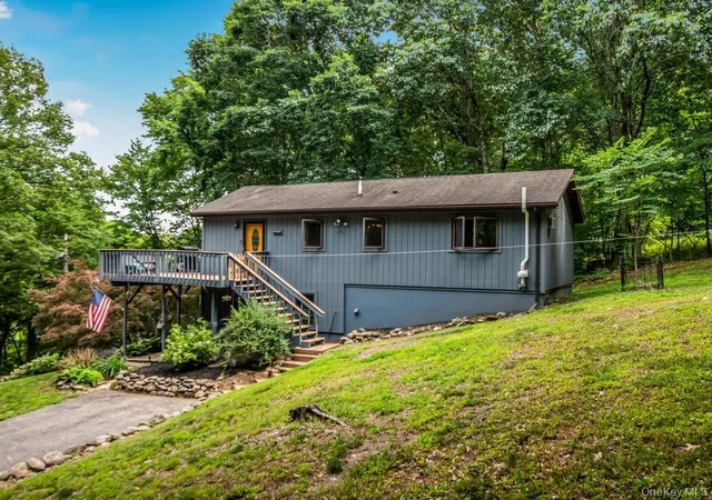 Homes for sale in Cortlandt, NY | 20 Ernst Rd, Cortlandt, NY 10567 | MLS# 1011527