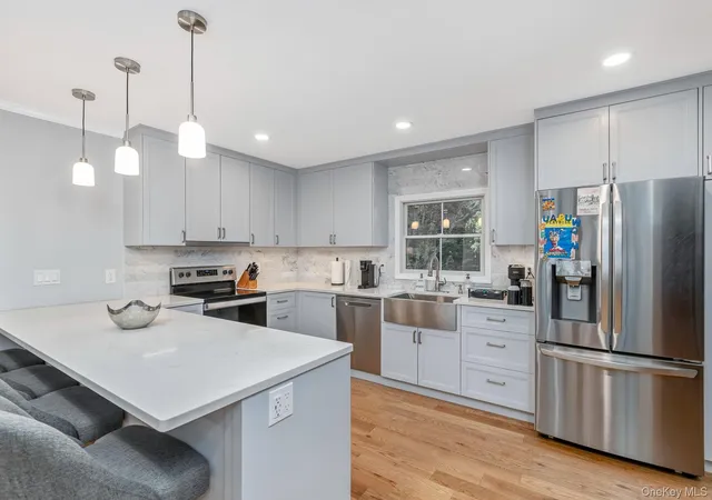 Photo 1 of Single family home for sale at 19 Groveland Ave, Southampton, NY 11942 | MLS# 1011535 | Listing updated on 2026-09-20