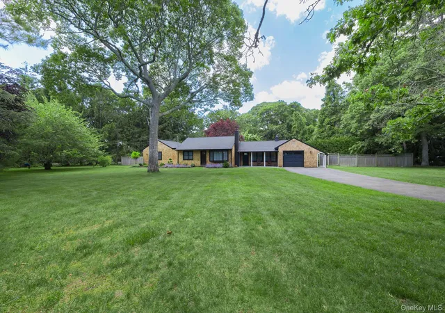Photo 1 of Single family home for sale at 19 Groveland Ave, Southampton, NY 11942 | MLS# 1011535 | Listing updated on 2026-10-07