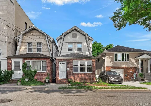2nd image of 15 Depan Ave, Hempstead, NY 11001 | MLS# 1011543
