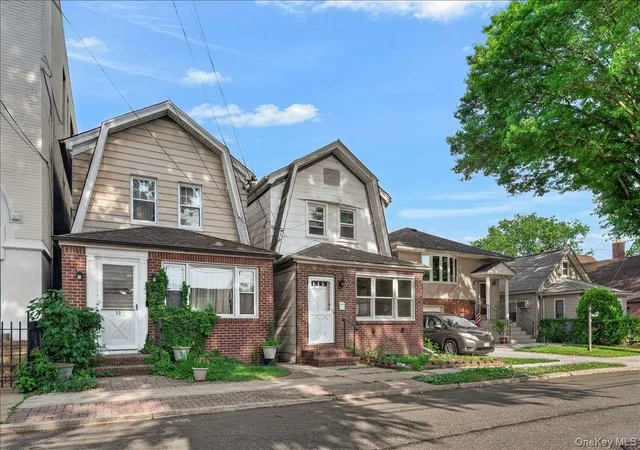 3rd image of 15 Depan Ave, Hempstead, NY 11001 | MLS# 1011543