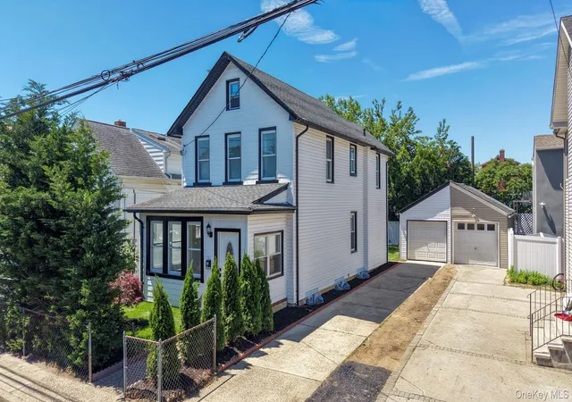 2nd image of 55 Hartwell Pl, Hempstead, NY 11598 | MLS# 1011552