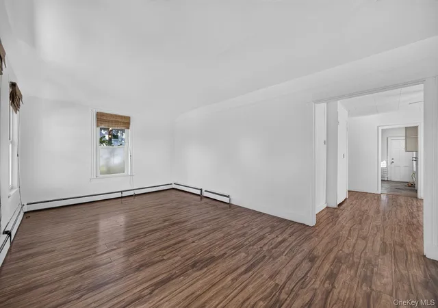 5th image of 49 Cedar St, Babylon, NY 11702 | MLS# 1011561