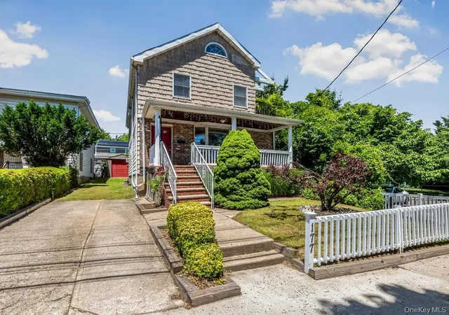 1st image of 177 Carroll St, New York, NY 10464 | MLS# 1011592